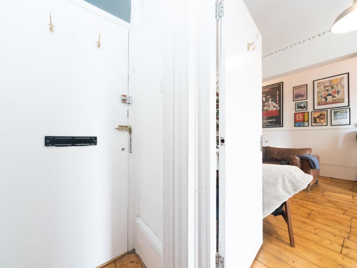 Pass The Keys Rustic And Quirky Flat In Charming Charlton Village Londen Buitenkant foto