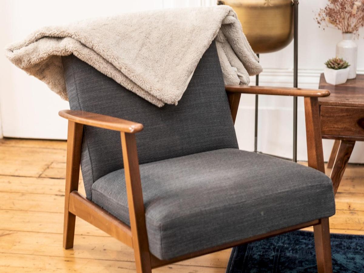 Pass The Keys Rustic And Quirky Flat In Charming Charlton Village Londen Buitenkant foto