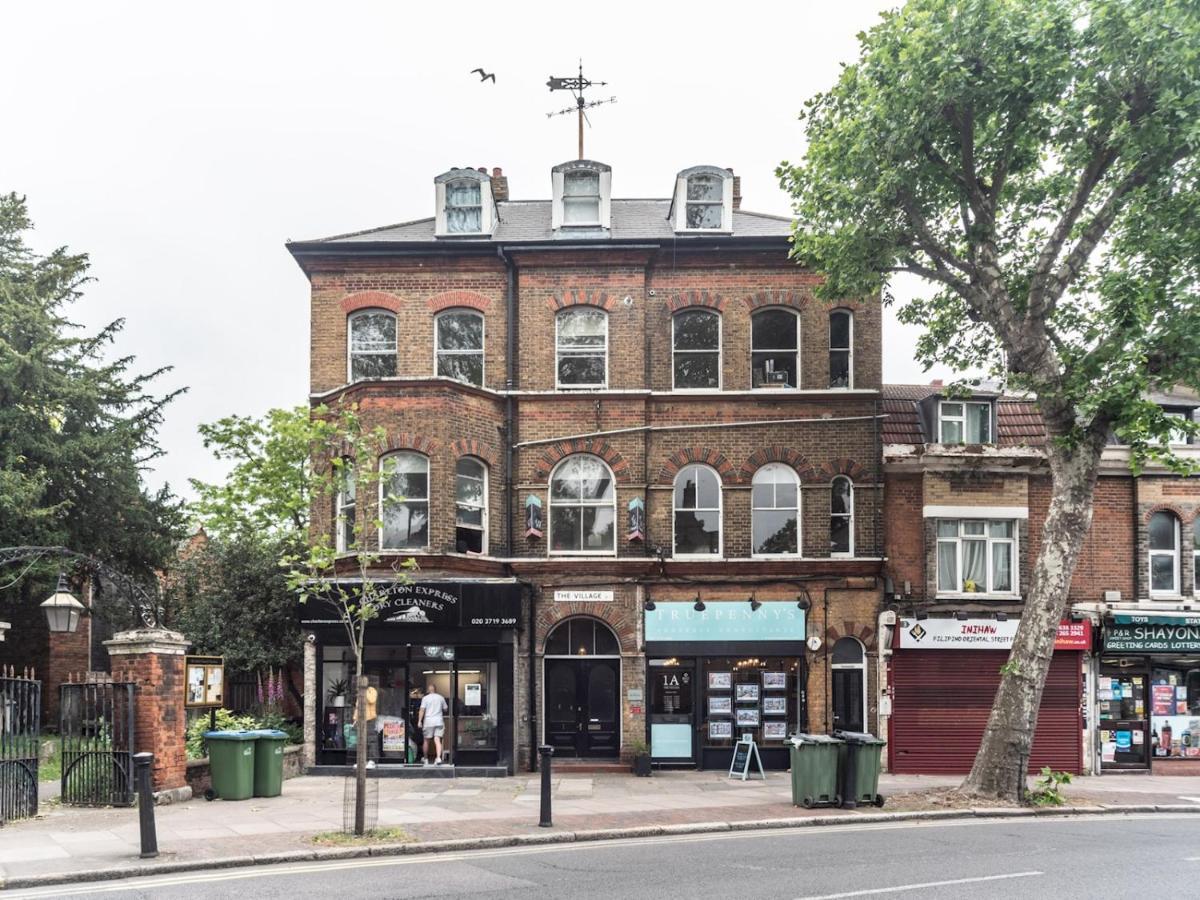Pass The Keys Rustic And Quirky Flat In Charming Charlton Village Londen Buitenkant foto